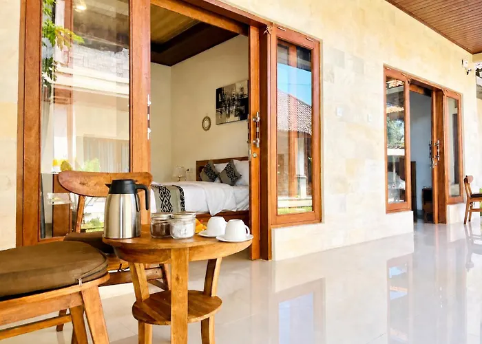 Homestay Sekar Sari House *